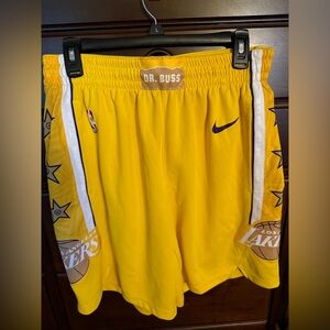 Nike Men’s Los Angeles Lakers Yellow Shorts